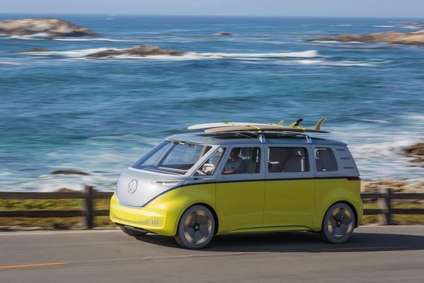 Elektrische Reisemobile sind schwerer als konventionelle Modelle - der ID.Buzz California hat es daher noch nicht in Serie geschafft. Foto: VW